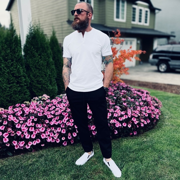 Meet your Posher, Connor - Picture 1 of 8